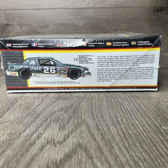 Monogram #26 Ricky Rudd Quaker State Buick Regal 1:24 Scale #2786 Model Kit 1989 - Picture 7 of 10